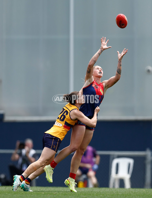 AFLW 2025 Second Semi Final - Melbourne v Adelaide - A-64791061