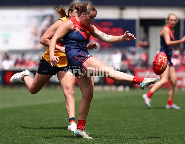 AFLW 2025 Second Semi Final - Melbourne v Adelaide - A-64791088