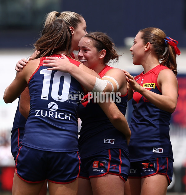 AFLW 2025 Second Semi Final - Melbourne v Adelaide - A-64792551