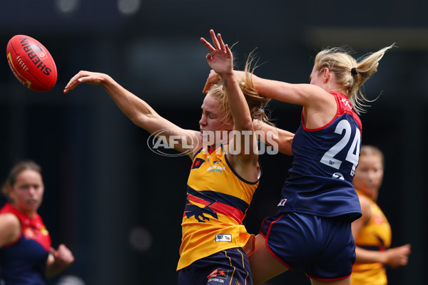AFLW 2025 Second Semi Final - Melbourne v Adelaide - A-64792581