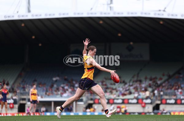 AFLW 2025 Second Semi Final - Melbourne v Adelaide - A-64793852