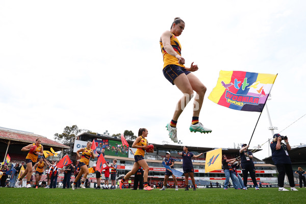 AFLW 2025 Second Semi Final - Melbourne v Adelaide - A-64793882