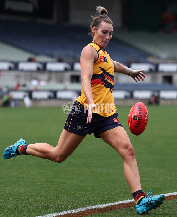 AFLW 2025 Second Semi Final - Melbourne v Adelaide - A-64795052