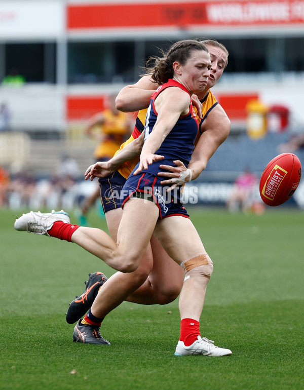 AFLW 2025 Second Semi Final - Melbourne v Adelaide - A-64796148
