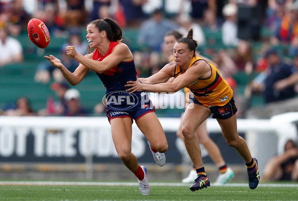 AFLW 2025 Second Semi Final - Melbourne v Adelaide - A-64797370