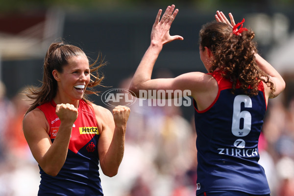 AFLW 2025 Second Semi Final - Melbourne v Adelaide - A-64797457