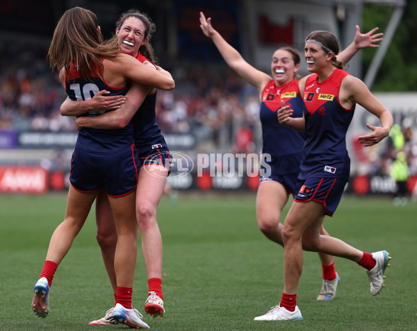 AFLW 2025 Second Semi Final - Melbourne v Adelaide - A-64798772