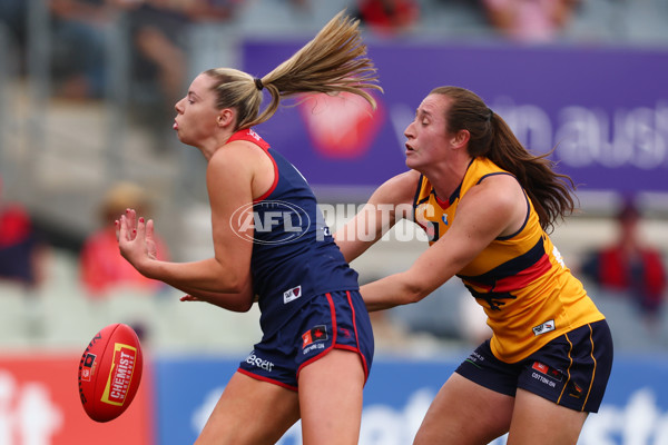 AFLW 2025 Second Semi Final - Melbourne v Adelaide - A-64798783