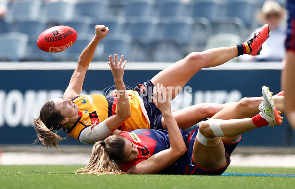 AFLW 2025 Second Semi Final - Melbourne v Adelaide - A-64798785