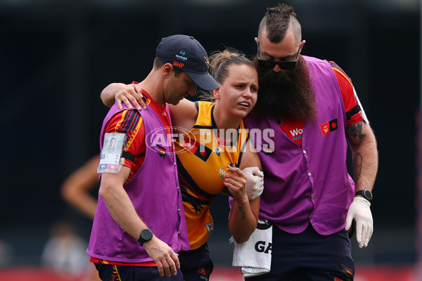 AFLW 2025 Second Semi Final - Melbourne v Adelaide - A-64798805