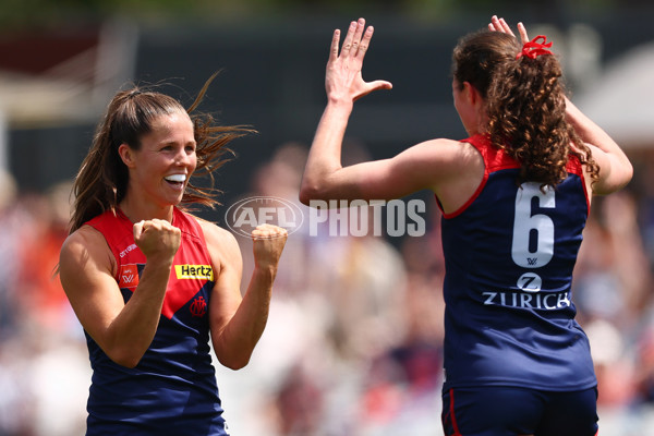 AFLW 2025 Second Semi Final - Melbourne v Adelaide - A-64798832