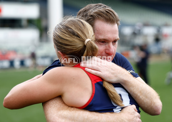 AFLW 2025 Second Semi Final - Melbourne v Adelaide - A-64800171