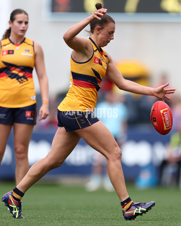 AFLW 2025 Second Semi Final - Melbourne v Adelaide - A-64801537
