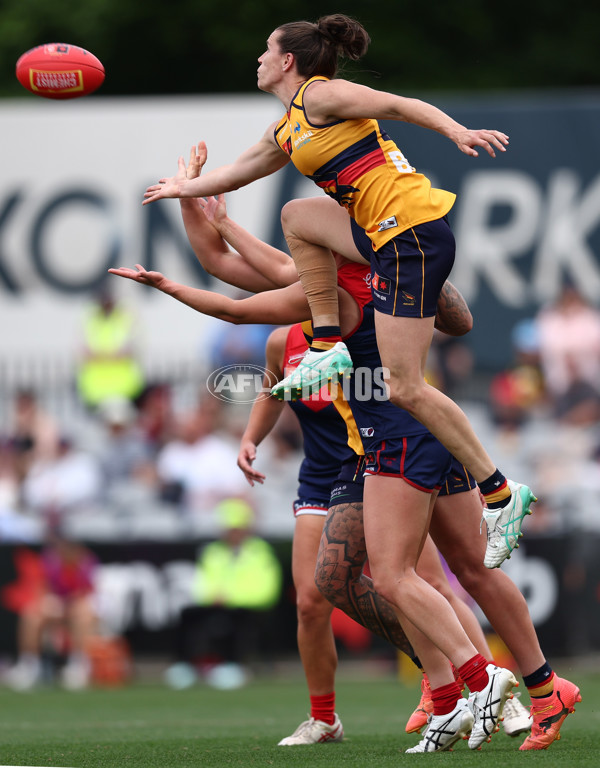 AFLW 2025 Second Semi Final - Melbourne v Adelaide - A-64801540