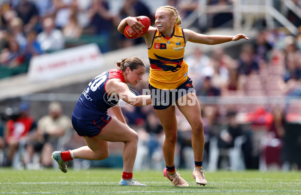 AFLW 2025 Second Semi Final - Melbourne v Adelaide - A-64801545