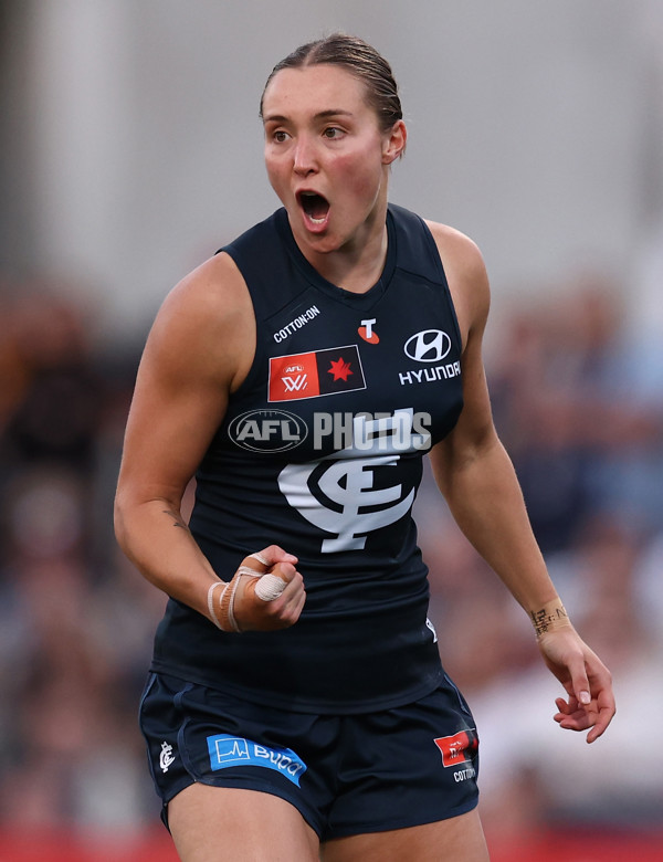 AFLW 2025 First Semi Final - Hawthorn v Carlton - A-64806489