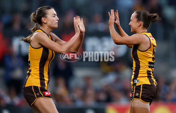 AFLW 2025 First Semi Final - Hawthorn v Carlton - A-64806548