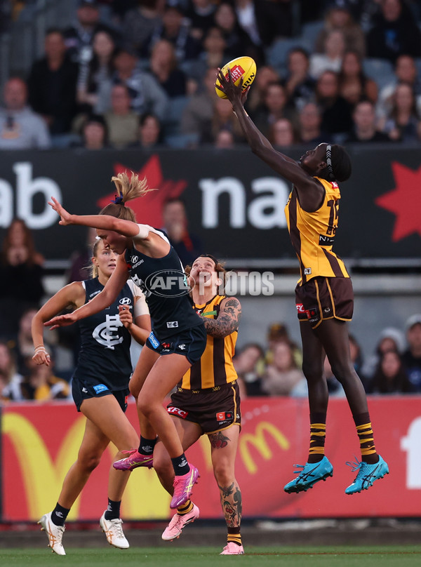AFLW 2025 First Semi Final - Hawthorn v Carlton - A-64807478