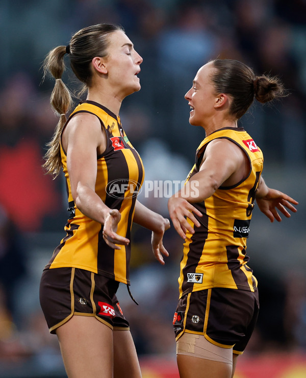 AFLW 2025 First Semi Final - Hawthorn v Carlton - A-64807498