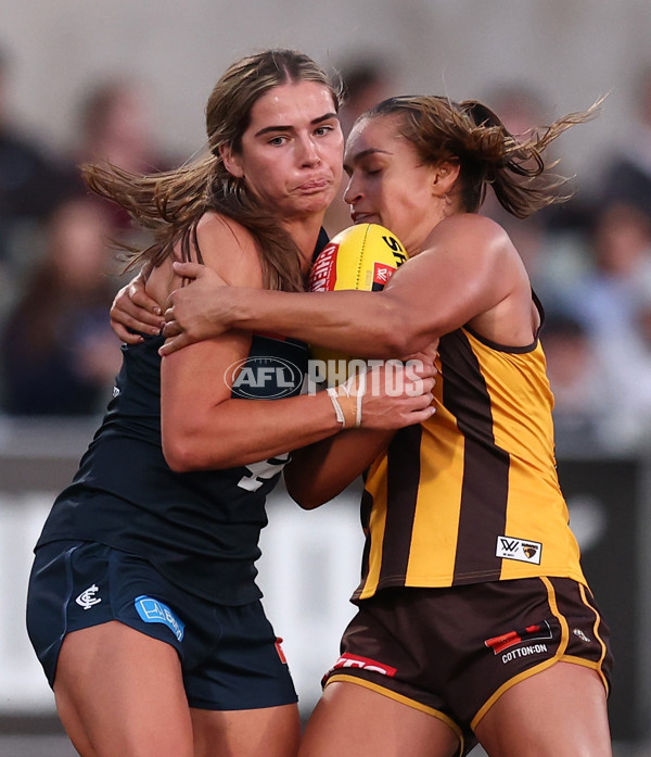 AFLW 2025 First Semi Final - Hawthorn v Carlton - A-64807522