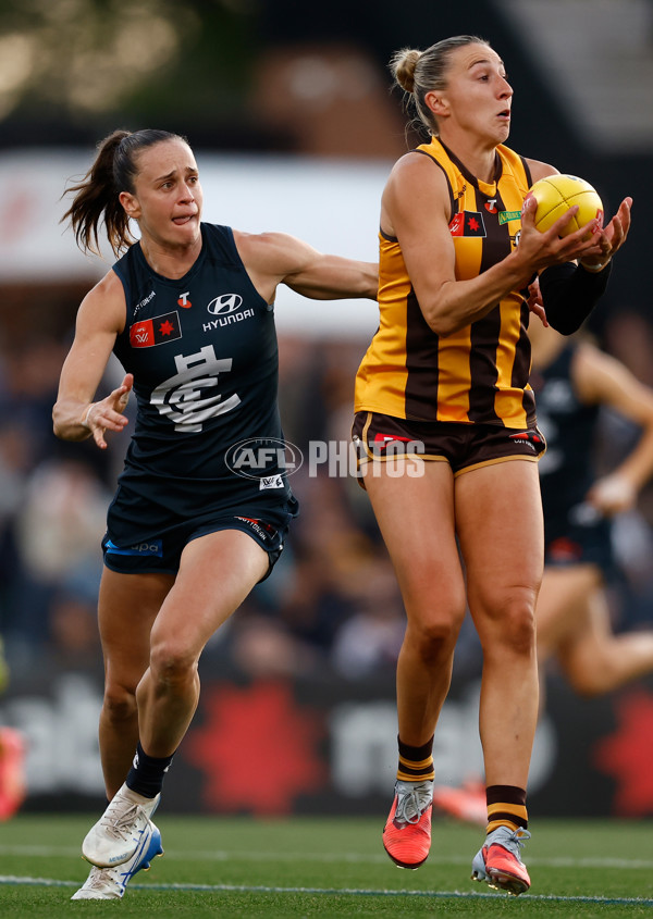AFLW 2025 First Semi Final - Hawthorn v Carlton - A-64807533