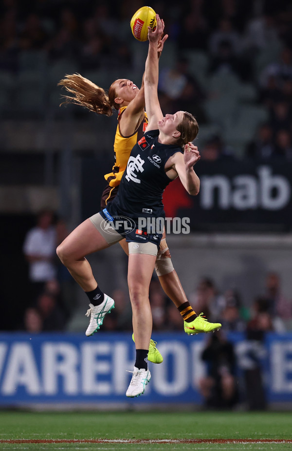 AFLW 2025 First Semi Final - Hawthorn v Carlton - A-64808714