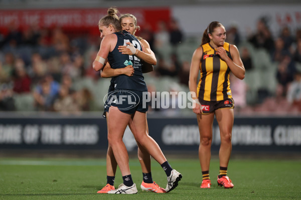 AFLW 2025 First Semi Final - Hawthorn v Carlton - A-64810094