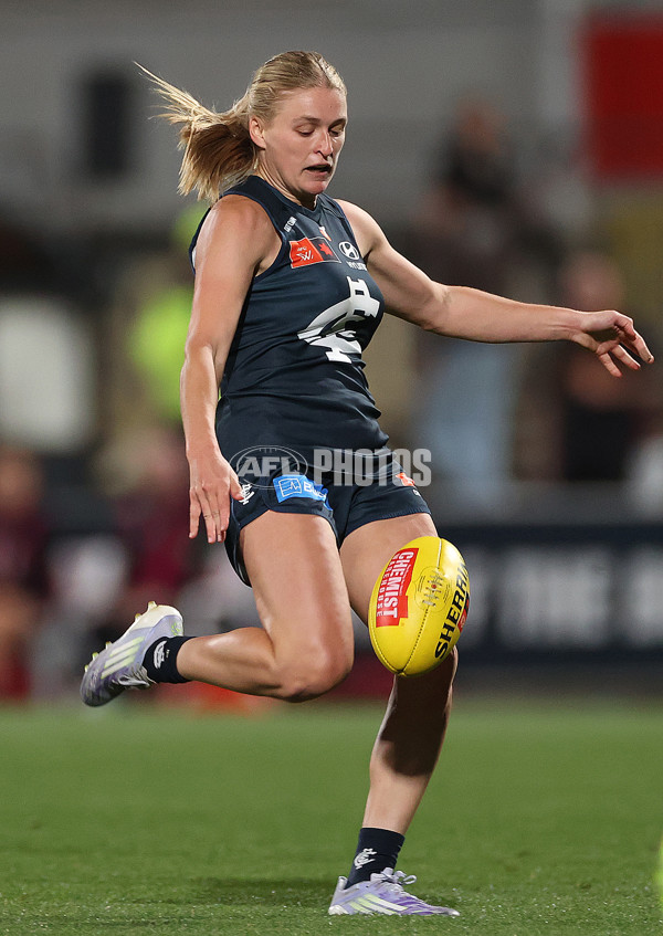 AFLW 2025 First Semi Final - Hawthorn v Carlton - A-64810119