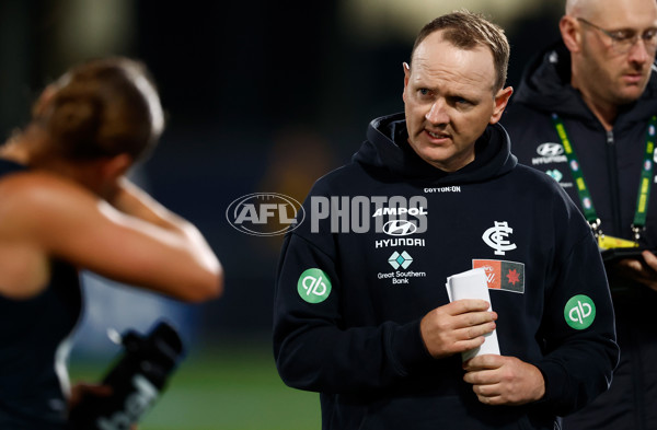 AFLW 2025 First Semi Final - Hawthorn v Carlton - A-64810129