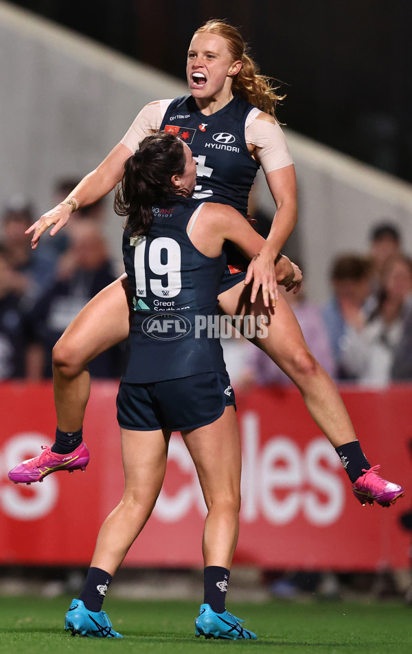AFLW 2025 First Semi Final - Hawthorn v Carlton - A-64810146