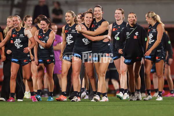 AFLW 2025 First Semi Final - Hawthorn v Carlton - A-64810167