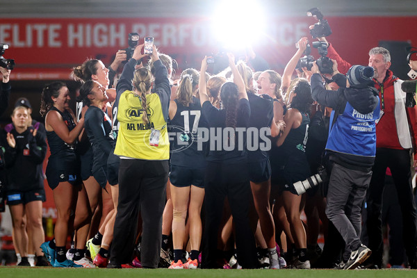 AFLW 2025 First Semi Final - Hawthorn v Carlton - A-64810168