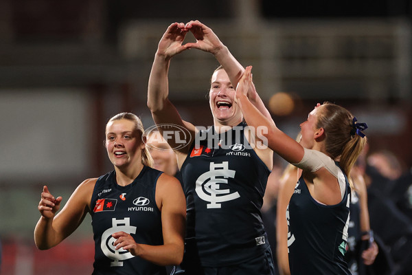 AFLW 2025 First Semi Final - Hawthorn v Carlton - A-64810174