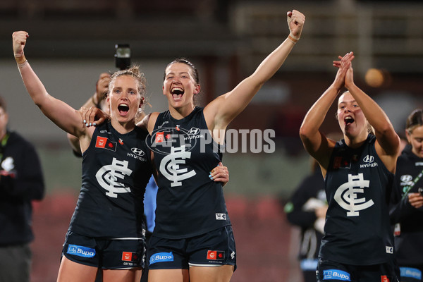 AFLW 2025 First Semi Final - Hawthorn v Carlton - A-64810175