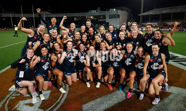 AFLW 2025 First Semi Final - Hawthorn v Carlton - A-64811343