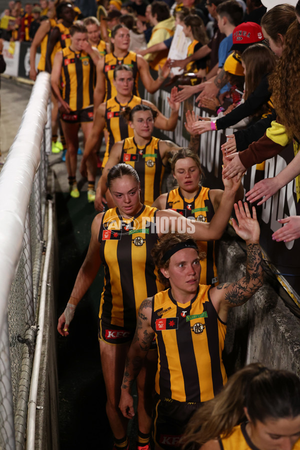 AFLW 2025 First Semi Final - Hawthorn v Carlton - A-64811347