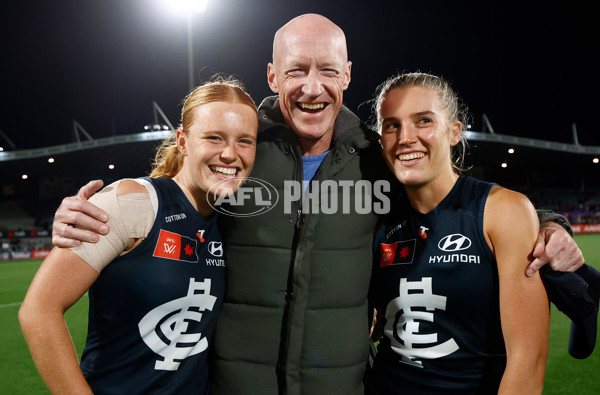 AFLW 2025 First Semi Final - Hawthorn v Carlton - A-64811391