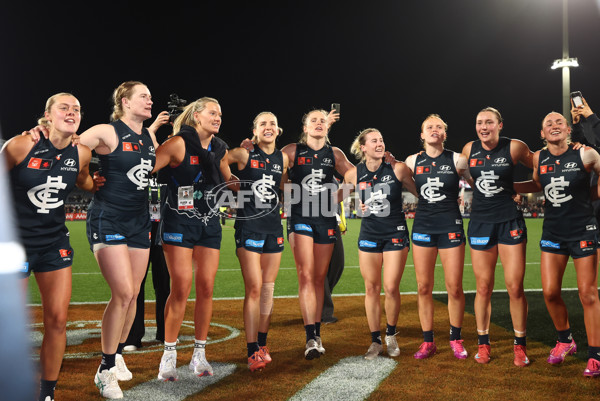 AFLW 2025 First Semi Final - Hawthorn v Carlton - A-64812610