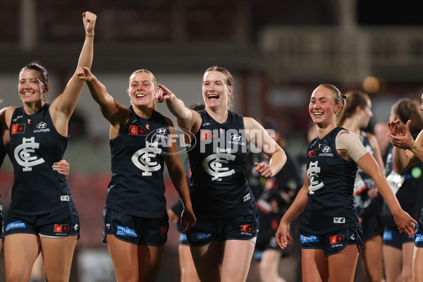 AFLW 2025 First Semi Final - Hawthorn v Carlton - A-64812627