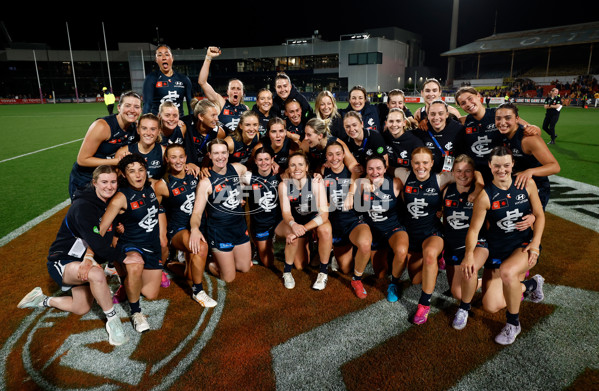 AFLW 2025 First Semi Final - Hawthorn v Carlton - A-64812629