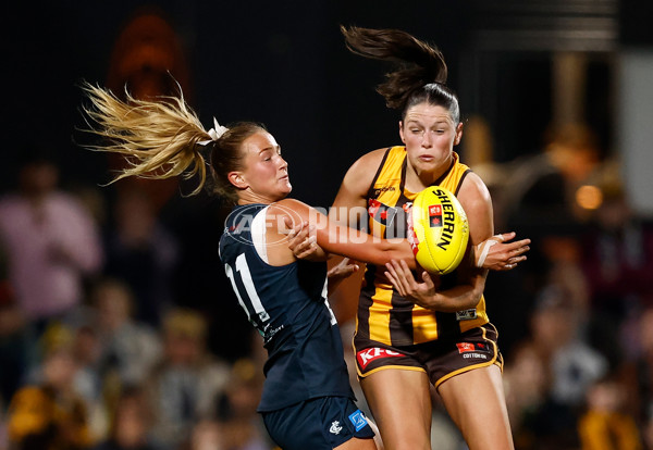 AFLW 2025 First Semi Final - Hawthorn v Carlton - A-64812662