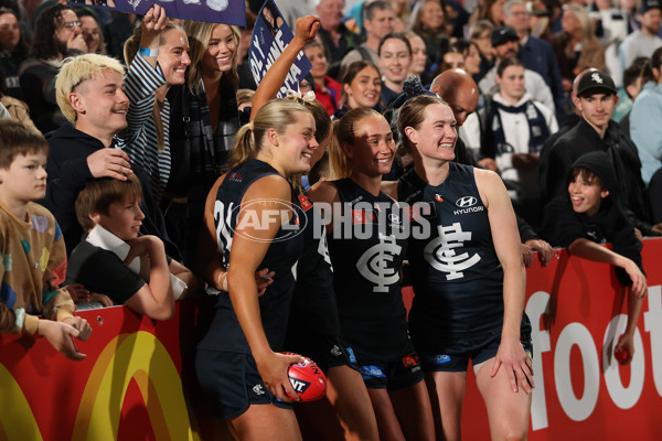 AFLW 2025 First Semi Final - Hawthorn v Carlton - A-64813855