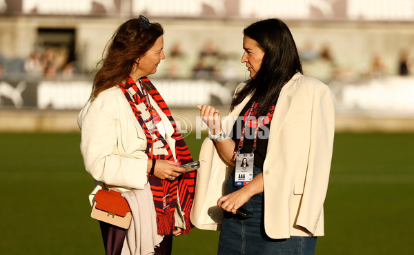 AFLW 2025 First Semi Final - Hawthorn v Carlton - A-64813876
