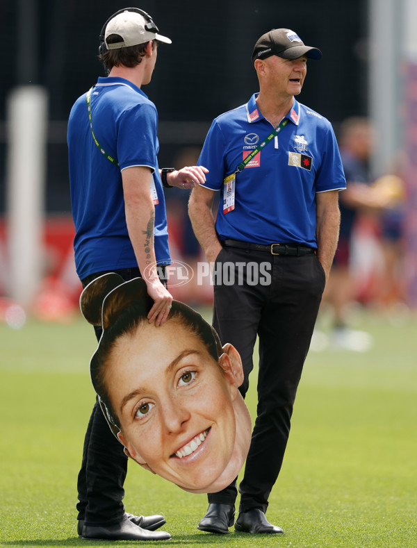 AFLW 2025 First Preliminary Final - North Melbourne v Melbourne - A-64852308