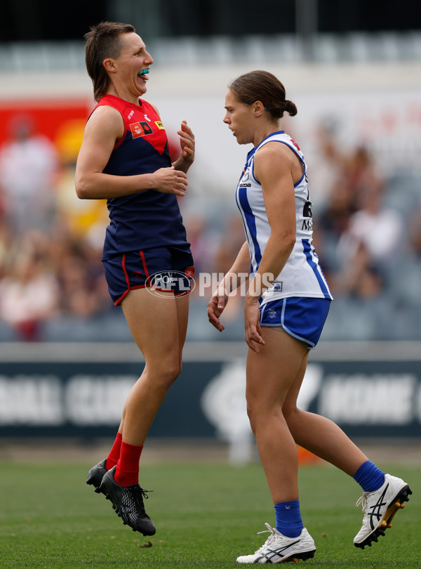 AFLW 2025 First Preliminary Final - North Melbourne v Melbourne - A-64852331