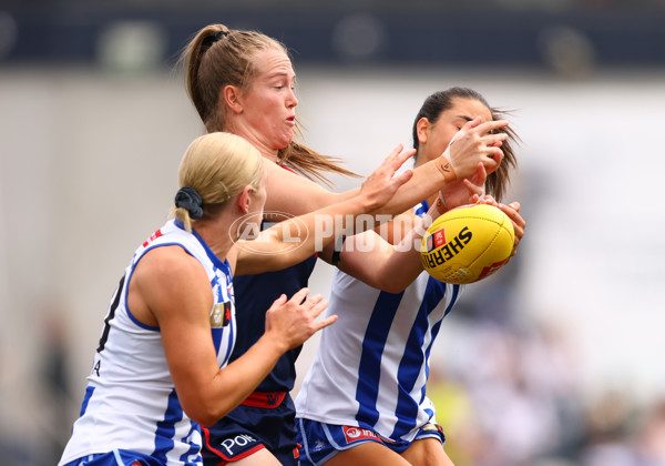AFLW 2025 First Preliminary Final - North Melbourne v Melbourne - A-64852463