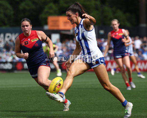AFLW 2025 First Preliminary Final - North Melbourne v Melbourne - A-64854652