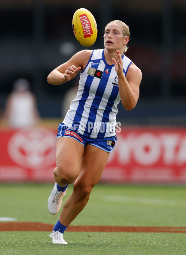 AFLW 2025 First Preliminary Final - North Melbourne v Melbourne - A-64854698