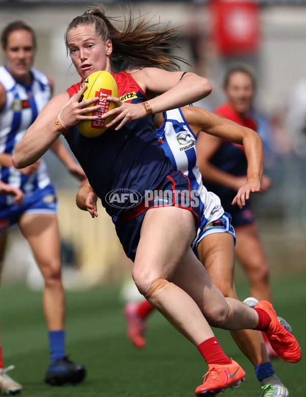 AFLW 2025 First Preliminary Final - North Melbourne v Melbourne - A-64854947
