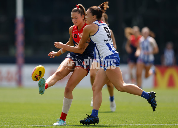 AFLW 2025 First Preliminary Final - North Melbourne v Melbourne - A-64855009